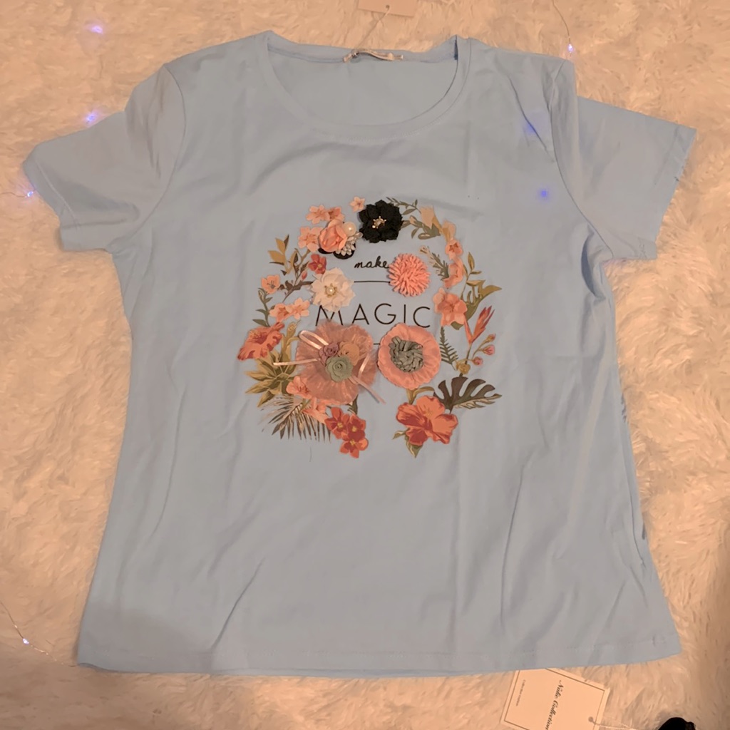 Pretty Tee